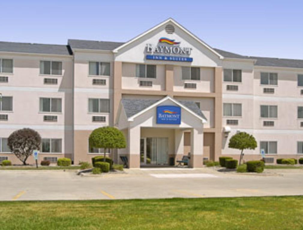 Baymont By Wyndham Mattoon Hotel Eksteriør billede
